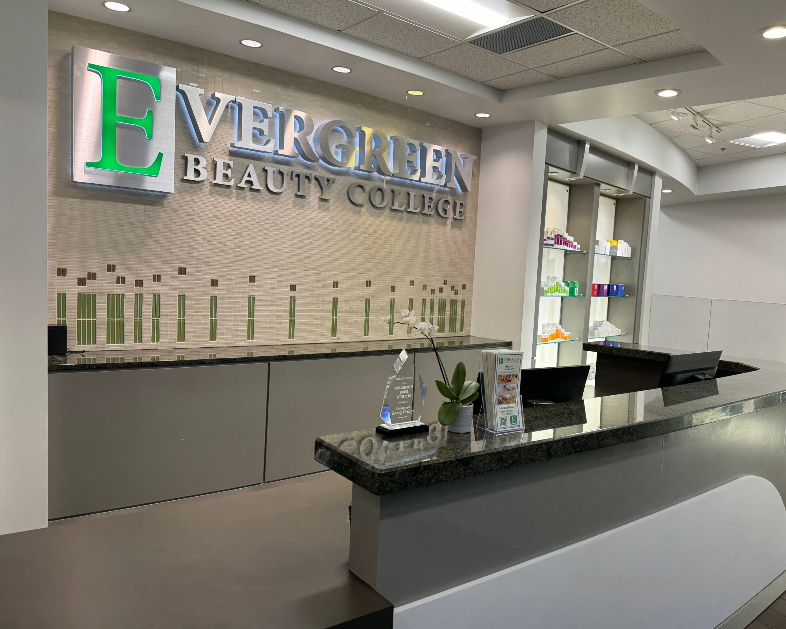 Evergreen Beauty College - Mount Vernon