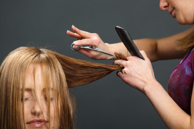 Why You Should Attend an Accredited Beauty School