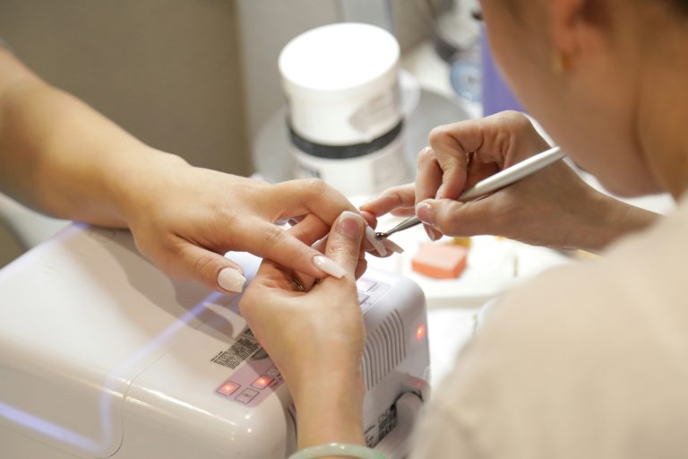 How to Get a Nail Technician License in Washington (2026 Update) | Evergreen Beauty College
